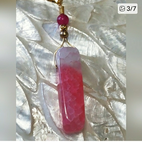 New Raspberry Quartz Necklace. - Picture 3 of 9
